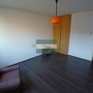 SAMO KOD NAS – stan koji se lako pretvara u ono što vama treba!